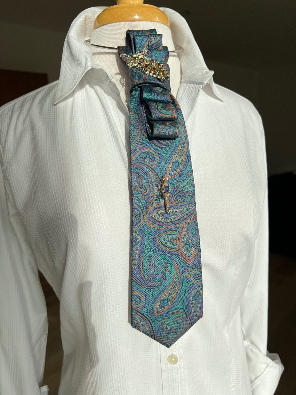 A39🇨🇦_Givenchy Paisley Vintage Tie